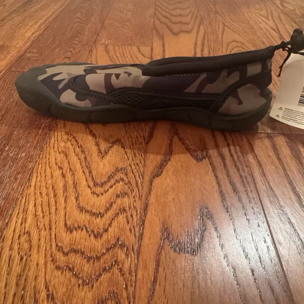 NEW Norty Kids Camo Skeletoe Water Shoes Boys Size 4 Slip-On Aqua Socks Unisex